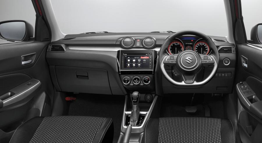 Торпедо Suzuki Swift Hybrid RS 2017 года  (JP) (фото 4 из 6)